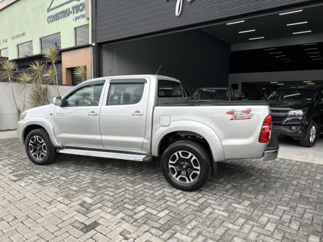 TOYOTA Hilux Caminhonete 3.0 4P 4X4 DIESEL CABINE DUPLA, Foto 10