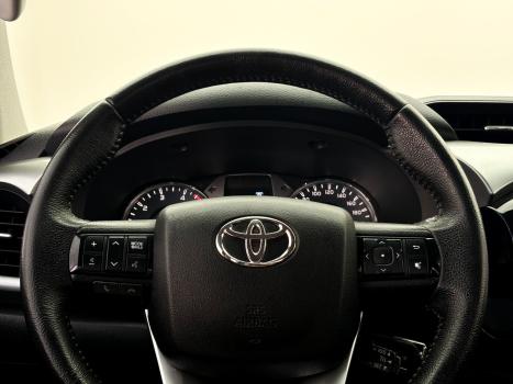 TOYOTA Hilux SW4 2.8 4P 4X4 TURBO DIESEL, Foto 9