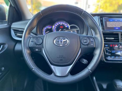 TOYOTA Yaris Hatch 1.5 16V 4P FLEX XLS MULTIDRIVE AUTOMTICO CVT, Foto 12