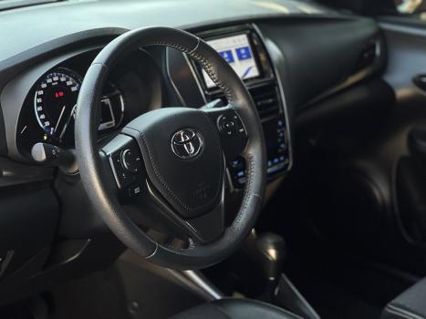 TOYOTA Yaris Hatch 1.5 16V 4P FLEX XS MULTIDRIVE AUTOMTICO CVT, Foto 5