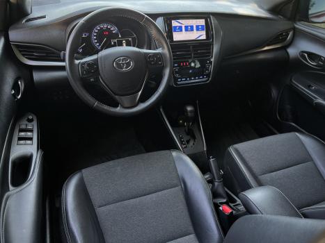 TOYOTA Yaris Hatch 1.5 16V 4P FLEX XS MULTIDRIVE AUTOMTICO CVT, Foto 9