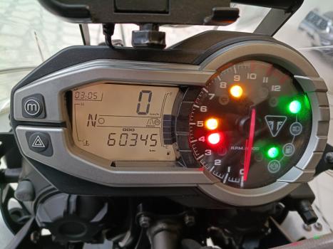 TRIUMPH Tiger 800 XCA, Foto 6