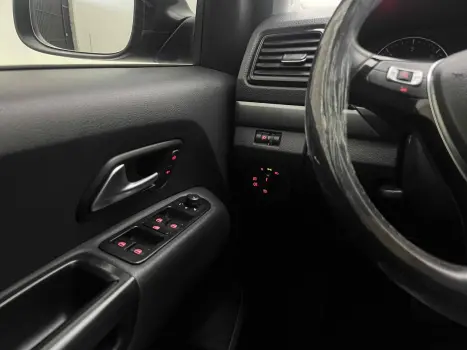 VOLKSWAGEN Amarok 2.0 16V 4X4 CABINE DUPLA COMFORTLINE TURBO INTERCOOLER AUTOMTICO, Foto 10