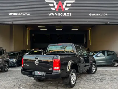 VOLKSWAGEN Amarok 2.0 16V 4X4 CABINE DUPLA TRENDLINE TURBO INTERCOOLER AUTOMTICO, Foto 4