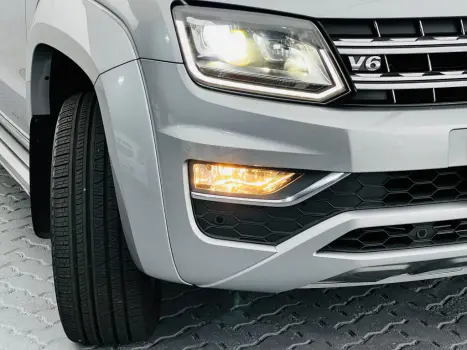 VOLKSWAGEN Amarok 3.0 V6 CABINE DUPLA HIGHLINE 4X4 TURBO INTERCOOLER AUTOMTICO, Foto 6
