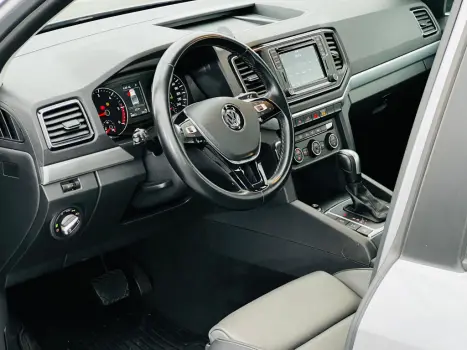VOLKSWAGEN Amarok 3.0 V6 CABINE DUPLA HIGHLINE 4X4 TURBO INTERCOOLER AUTOMTICO, Foto 13
