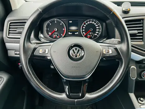 VOLKSWAGEN Amarok 3.0 V6 CABINE DUPLA HIGHLINE 4X4 TURBO INTERCOOLER AUTOMTICO, Foto 19