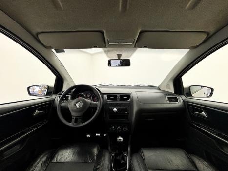 VOLKSWAGEN Crossfox 1.6 4P FLEX, Foto 15