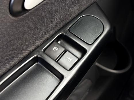 VOLKSWAGEN Fox 1.0, Foto 10