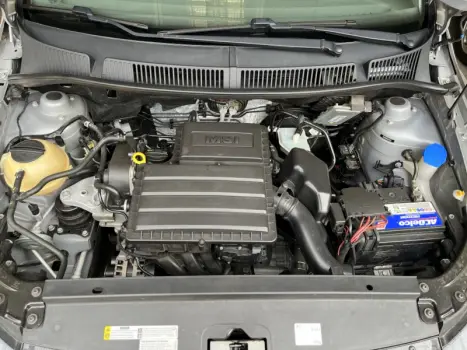 VOLKSWAGEN Fox 1.6 16V 4P MSI HIGHLINE FLEX, Foto 9