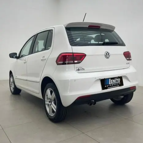 VOLKSWAGEN Fox 1.6 4P, Foto 4