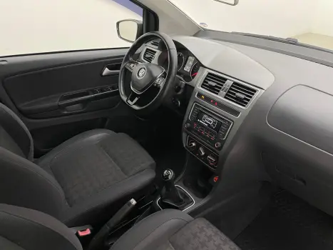 VOLKSWAGEN Fox 1.6 4P COMFORTLINE FLEX, Foto 12