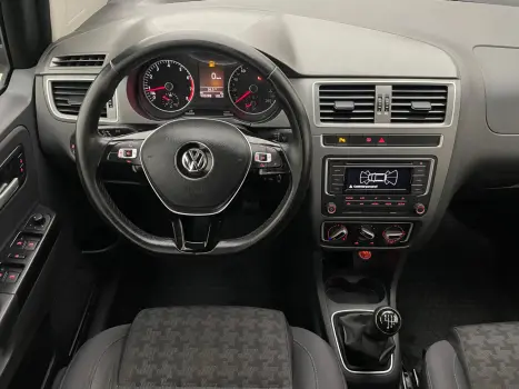 VOLKSWAGEN Fox 1.6 4P COMFORTLINE FLEX, Foto 13