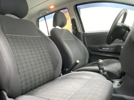 VOLKSWAGEN Fox 1.6 4P COMFORTLINE FLEX, Foto 9