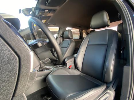 VOLKSWAGEN Jetta 1.4 4P 250 TSI R-LINE AUTOMTICO, Foto 7