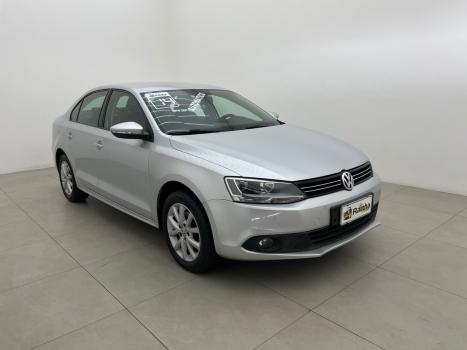 VOLKSWAGEN Jetta 2.0 4P FLEX CONFORTLINE TIPTRONIC AUTOMTICO, Foto 2