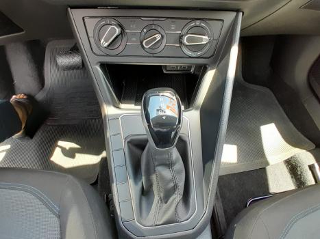 VOLKSWAGEN Nivus 1.0 4P FLEX 200 TSI COMFORTLINE TURBO AUTOMTICO, Foto 10