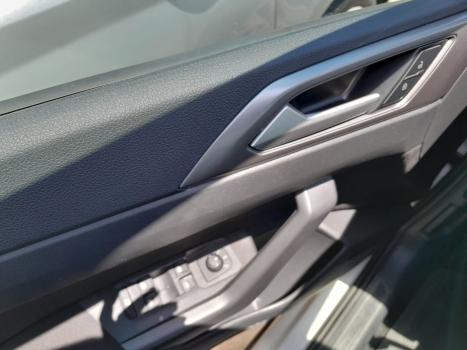 VOLKSWAGEN Nivus 1.0 4P FLEX 200 TSI COMFORTLINE TURBO AUTOMTICO, Foto 12
