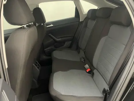 VOLKSWAGEN Nivus 1.0 4P FLEX 200 TSI COMFORTLINE TURBO AUTOMTICO, Foto 8