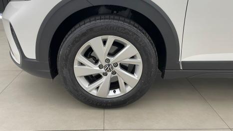 VOLKSWAGEN Nivus 1.0 4P FLEX 200 TSI COMFORTLINE TURBO AUTOMTICO, Foto 6