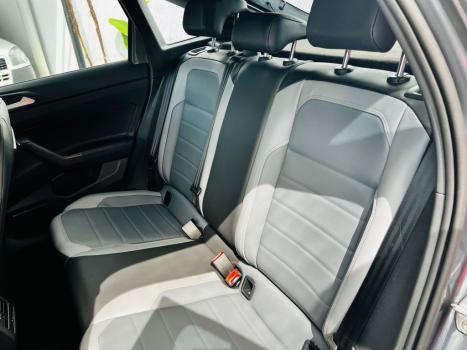VOLKSWAGEN Nivus 1.0 4P FLEX 200 TSI HIGHLINE TURBO AUTOMTICO, Foto 17