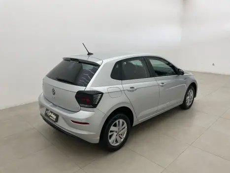 VOLKSWAGEN Polo Hatch 1.0 12V 4P 200 TSI COMFORTLINE, Foto 4