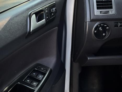 VOLKSWAGEN Polo Sedan 1.6 4P COMFORTLINE FLEX, Foto 4