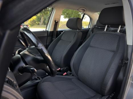 VOLKSWAGEN Polo Sedan 1.6 4P COMFORTLINE FLEX, Foto 6
