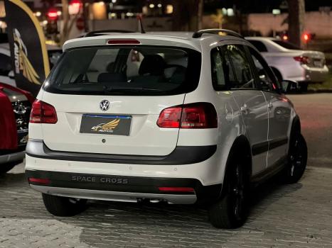 VOLKSWAGEN Space Cross 1.6 4P FLEX, Foto 15