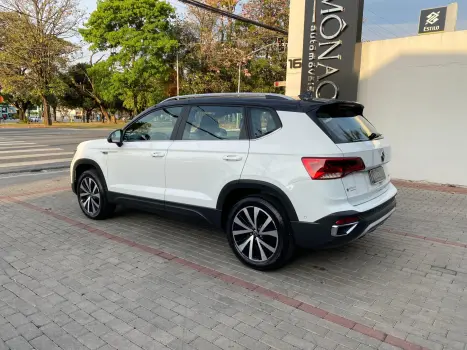 VOLKSWAGEN Taos 1.4 16V 4P FLEX 250 TSI HIGHLINE AUTOMTICO, Foto 4