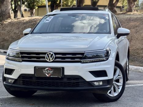 VOLKSWAGEN Tiguan 1.4 250 TSI TOTAL FLEX ALLSPACE COMFORTLINE TURBO AUTOMTICO TIPTRONIC, Foto 4
