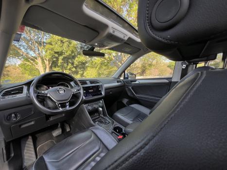 VOLKSWAGEN Tiguan 1.4 250 TSI TOTAL FLEX ALLSPACE COMFORTLINE TURBO AUTOMTICO TIPTRONIC, Foto 11