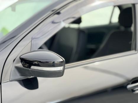 VOLKSWAGEN Voyage 1.6 4P FLEX, Foto 14