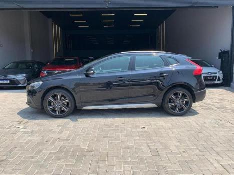 VOLVO V40 2.0 4P T5 CROSS COUNTRY AWD TURBO AUTOMTICO, Foto 6