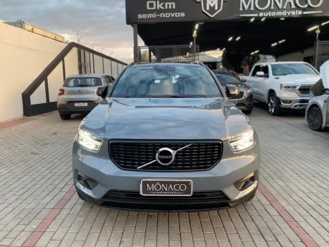 VOLVO XC40 1.5 16V 4P T5 RECHARGE HBRIDO R-DESIGN GEARTRONIC AUTOMTICO, Foto 2