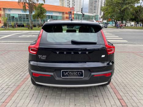 VOLVO XC40 1.5 16V 4P T5 RECHARGE HBRIDO INSCRIPTION GEARTRONIC AUTOMTICO, Foto 3