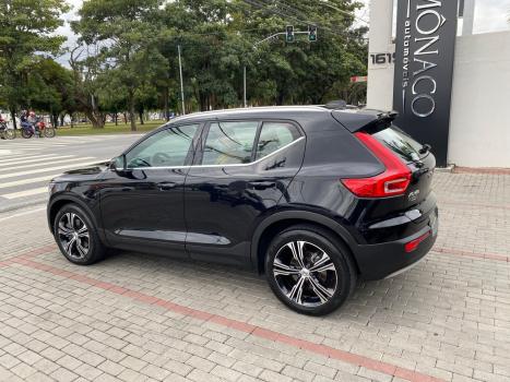VOLVO XC40 1.5 16V 4P T5 RECHARGE HBRIDO INSCRIPTION GEARTRONIC AUTOMTICO, Foto 4