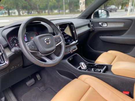 VOLVO XC40 1.5 16V 4P T5 RECHARGE HBRIDO INSCRIPTION GEARTRONIC AUTOMTICO, Foto 5