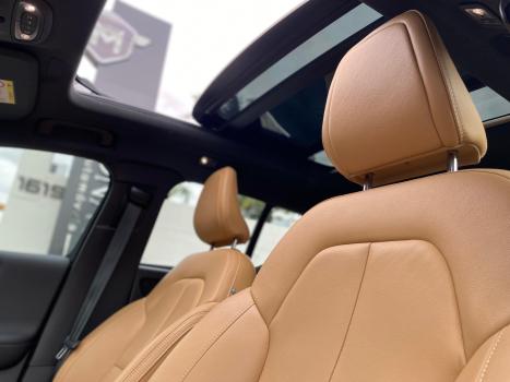 VOLVO XC40 1.5 16V 4P T5 RECHARGE HBRIDO INSCRIPTION GEARTRONIC AUTOMTICO, Foto 7