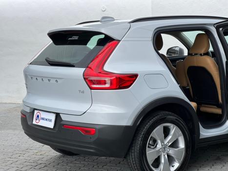 VOLVO XC40 2.0 16V 4P T4 TURBO GEARTRONIC AUTOMTICO, Foto 5