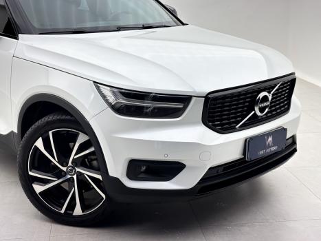 VOLVO XC40 2.0 16V 4P T5 TURBO R-DESIGN AWD GEARTRONIC AUTOMTICO, Foto 2