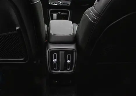 VOLVO XC40 P6 RECHARGE ELECTRIC PLUS AWD, Foto 9