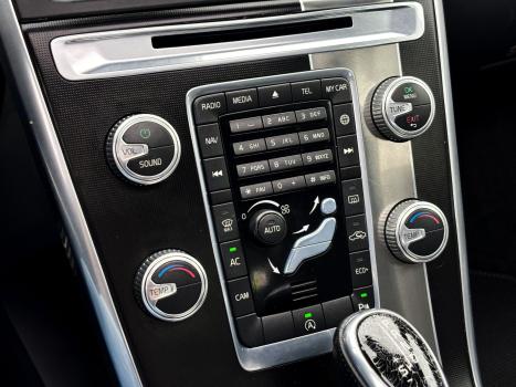 VOLVO XC60 2.0 4P T5 R DESIGN TURBO AUTOMTICO, Foto 14