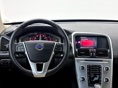 VOLVO XC60 2.0 4P T5 MOMENTUM TURBO AUTOMTICO, Foto 15