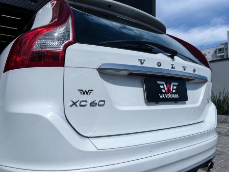 VOLVO XC60 2.0 4P T6 R DESIGN TURBO AUTOMTICO, Foto 15