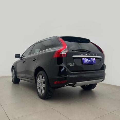 VOLVO XC60 2.4 4P AWD KINETIC DIESEL AUTOMTICO, Foto 6