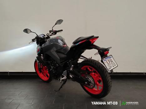 YAMAHA MT-03 300 ABS, Foto 6