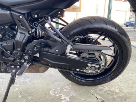 YAMAHA MT-07 700 ABS, Foto 5