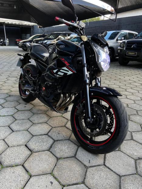 YAMAHA XJ6 600 N, Foto 4