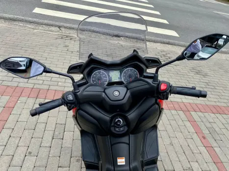 YAMAHA Xmax 250 , Foto 9